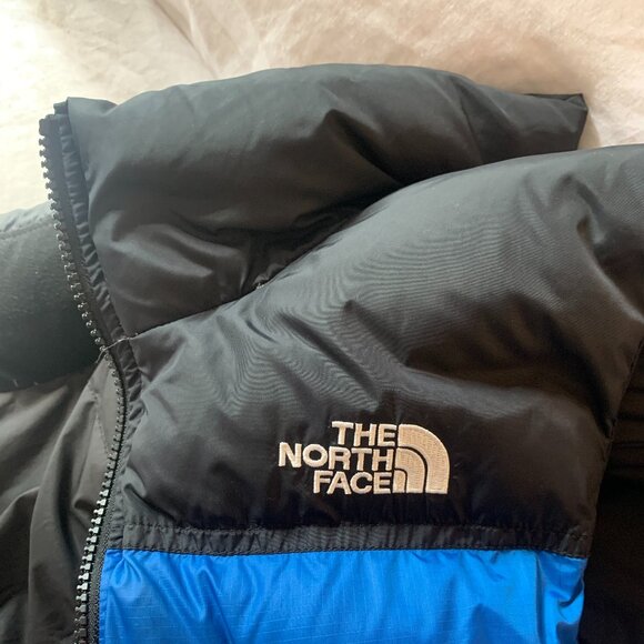 The North Face 1996 Retro Nuptse Down Vest - Youth XL - Picture 3 of 6